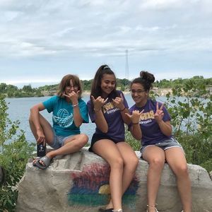 Meet your Posher, Lily